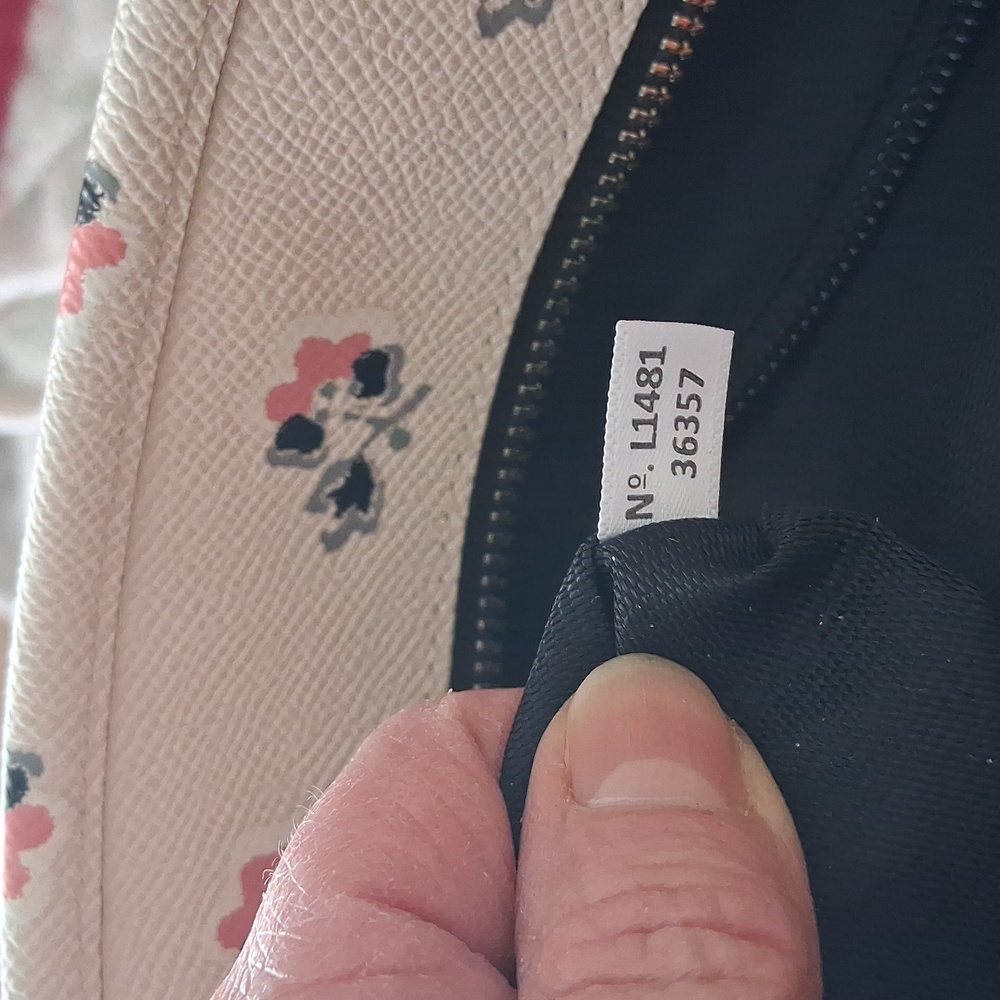 Coach Taxi Crossgrain Leather Tote Bramble Rose White Pink Floral Bag - Picture 13 of 16